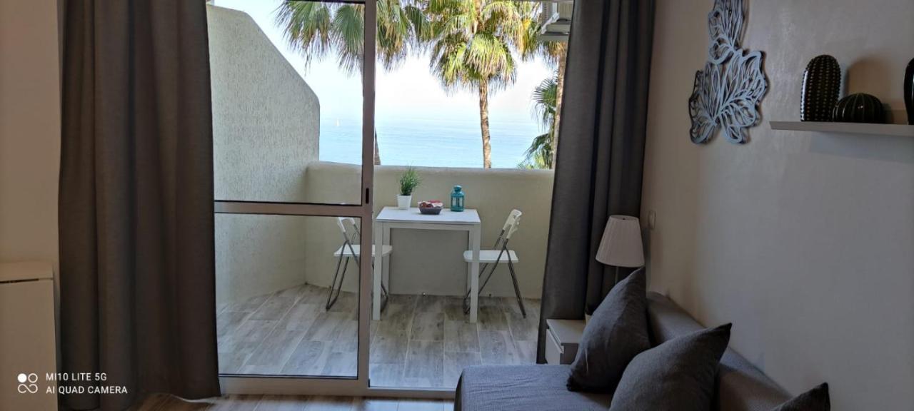 Estudio En Benalbeach, Vistas Mar, Primera Linea Playa Benalmádena Buitenkant foto